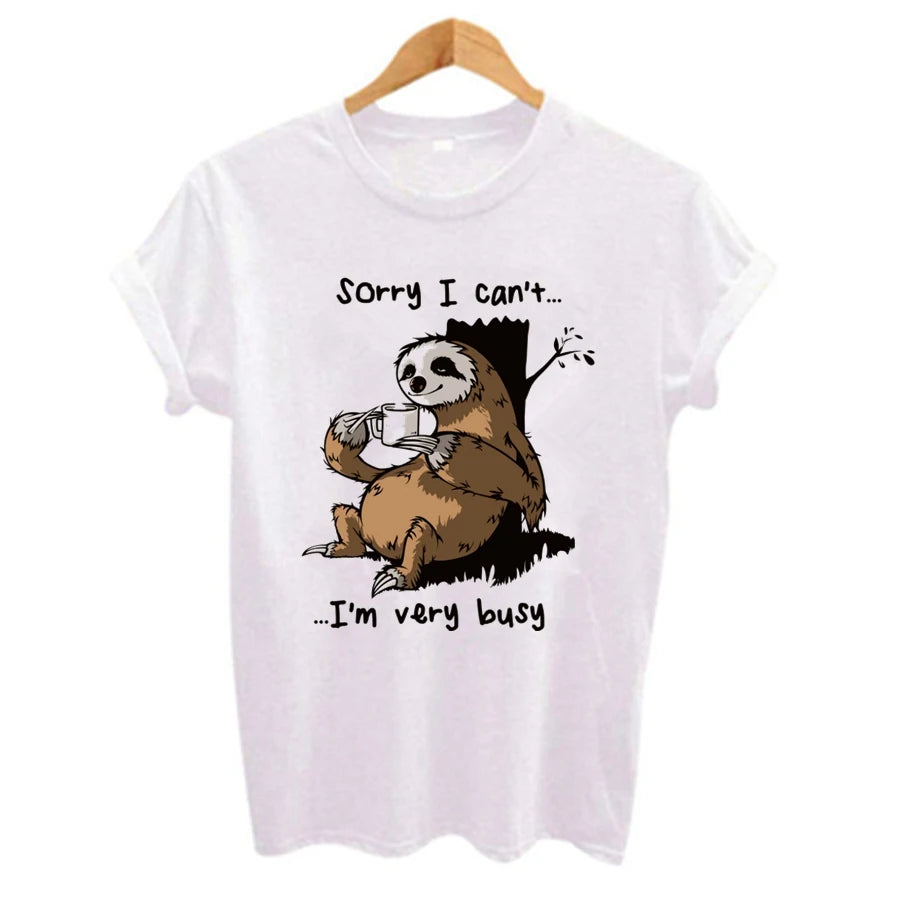 Camiseta con estampado de perezoso de manga corta con cuello redondo